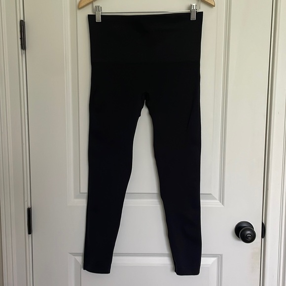 Spanx Women’s Compression Leggings Black XL - Picture 1 of 5